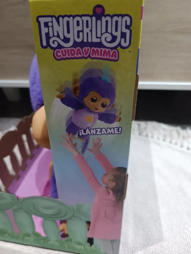 Fingerlings Cuida y Mima Mono Interactivo
