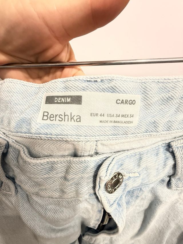 Vaqueros Cargo Bershka Azul Clarito Talla L