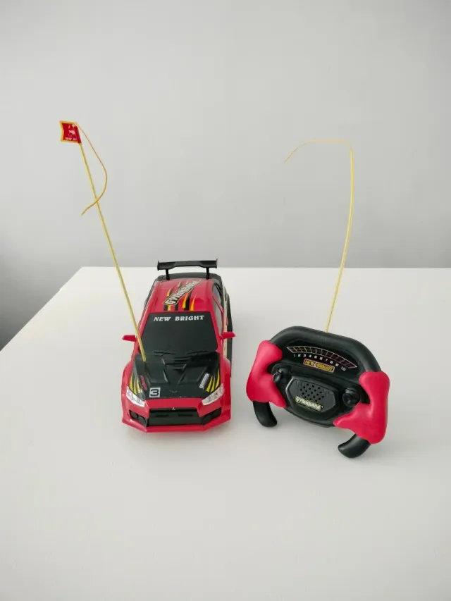 Coche telefirigido Gymkana de carreras.