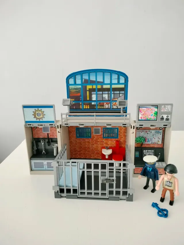 Playmobil Cofre Cuartel Policía