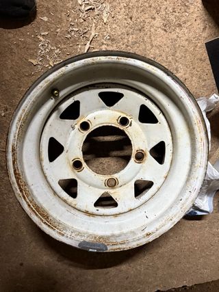 Llantas Land Rover Defender, sin neumáticos