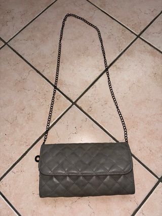 Borsa tracolla con portafoglio integrato grigia