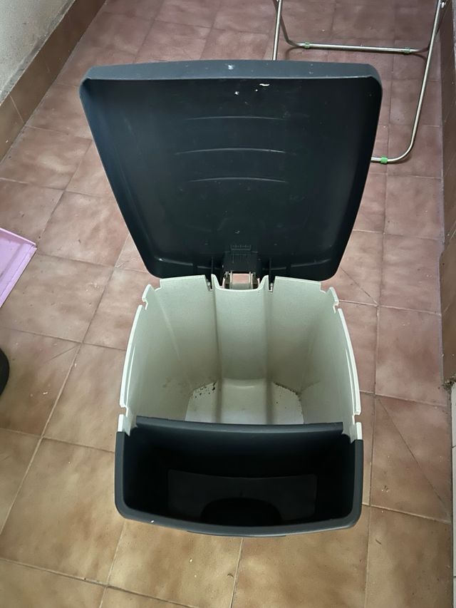 Cubo de basura reciclaje Mercadona