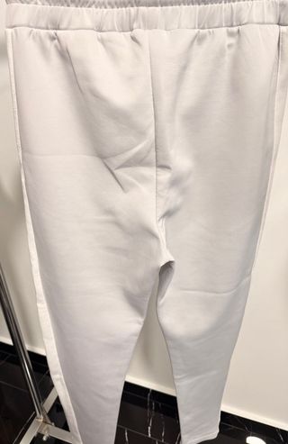Pantalón chándal gris talla S siksilk