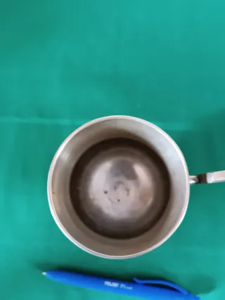 Jarra de cerveza de latón.