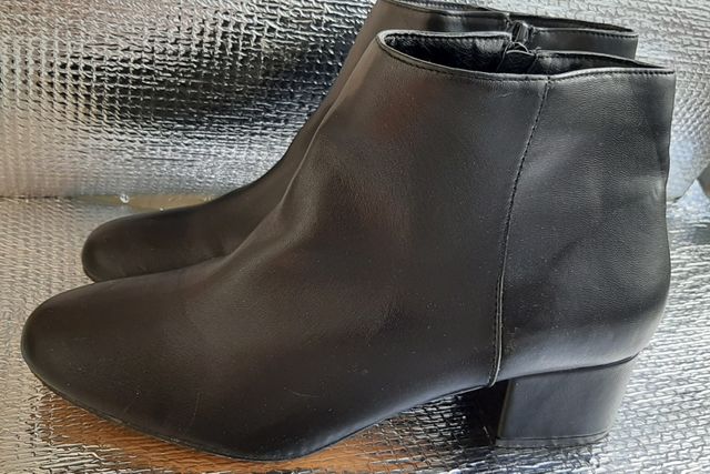 Botines negros mujer tacón