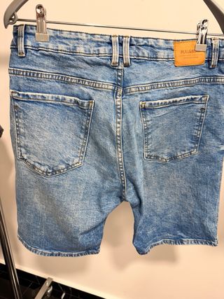 Vaqueros cortos Pull&Bear Talla 44