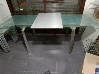 Mesa cristal y aluminio + 6 sillas
