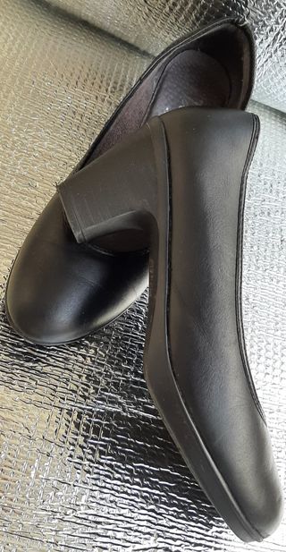 Zapatos tacón bajo mujer negros