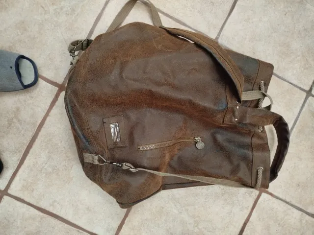 Borsa a sacca in pelle marrone