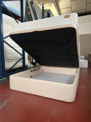 Canapé Beige y Colchón Flex Tribeca 150x190