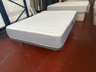 Base tapizada y colchón Cosmos 135x190