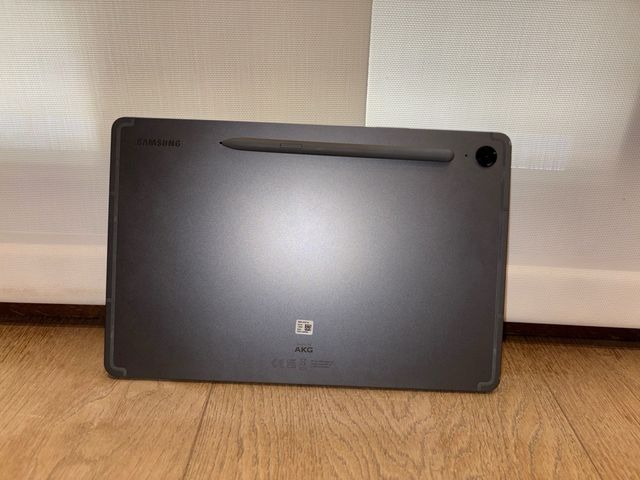 Tablet Samsung S9 FE Negra con lápiz Samsung