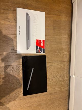 Tablet Samsung S9 FE Negra con lápiz Samsung