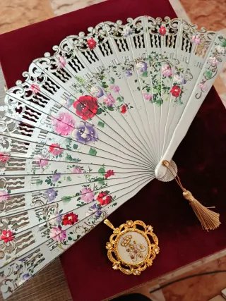 Abanico de fallera artesanal