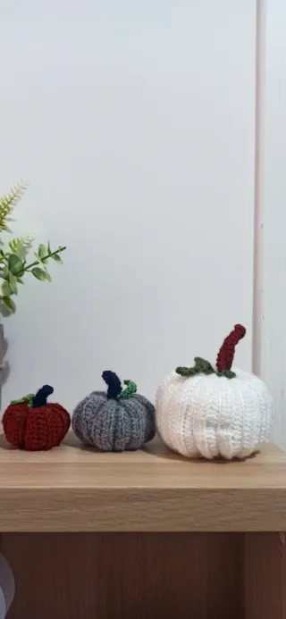 Zucche all'uncinetto fatte a mano
