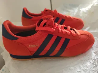 Zapatillas Adidas Samba Rojas y Azules