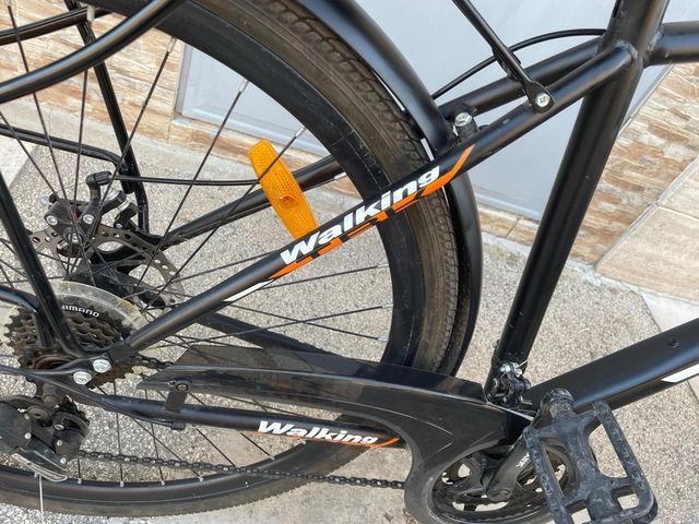 Bici trekking IBK 28 Alluminio Freno Disco