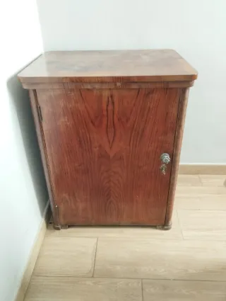 Máquina de coser Singer antigua