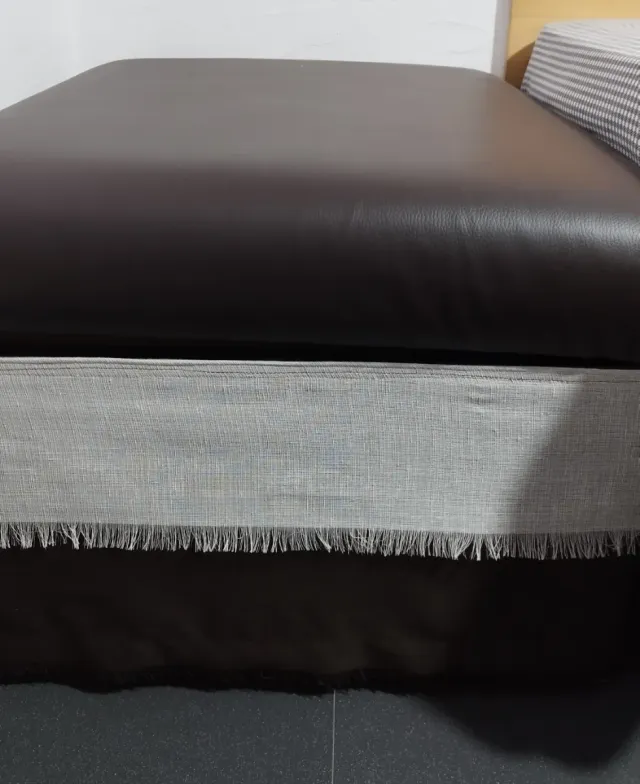 Cama Puff Tapizada de 80,66