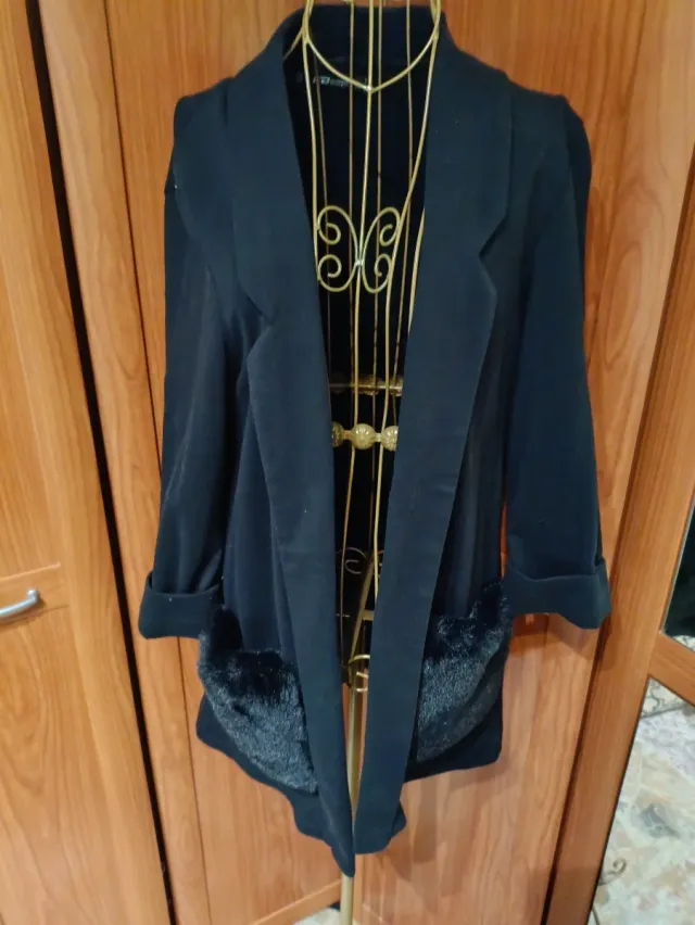 Lote variado vestidos, jerseys, pantalones, ect