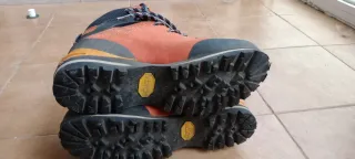 Botas semirrigidas de mujer cramponables