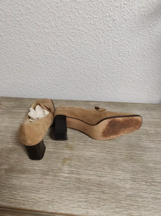 Mocasines Ecoral Tacón Cuadrado Beige