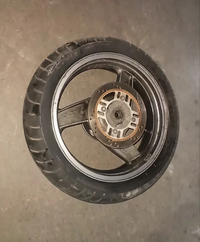 Rueda trasera Kawasaki