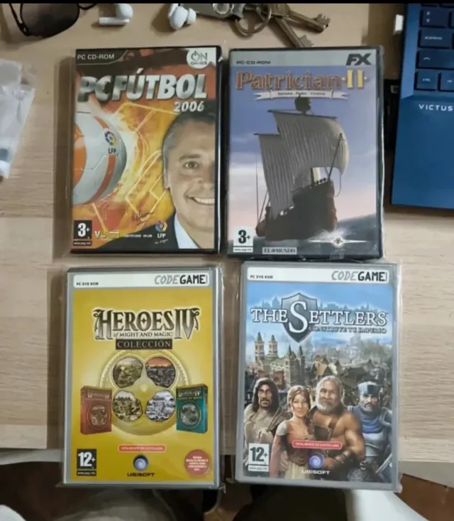 Lote 4 Juegos PC: PC Fútbol, Patrician II, Heroes