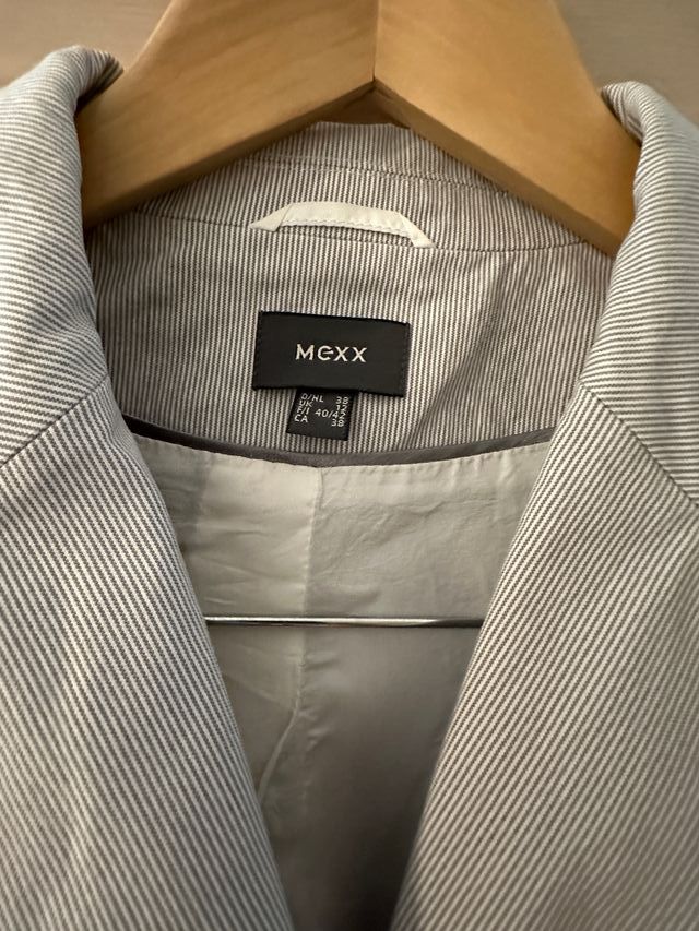 Traje de chaqueta y falda Mexx