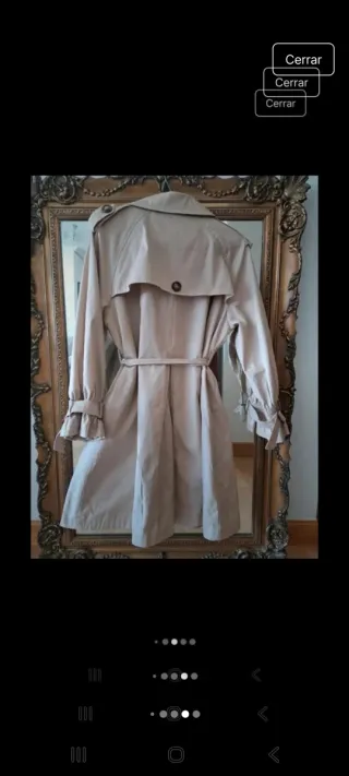 Gabardina beige con cinturón