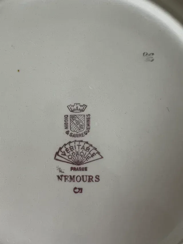 Piatto in porcellana Digoin Sarreguemines Nemours