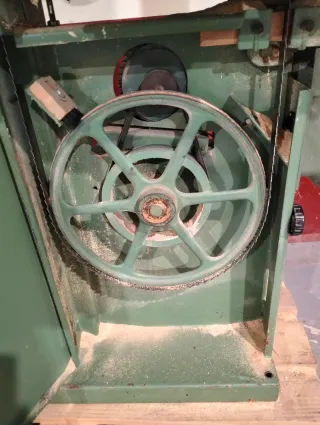 Sierra de cinta para madera