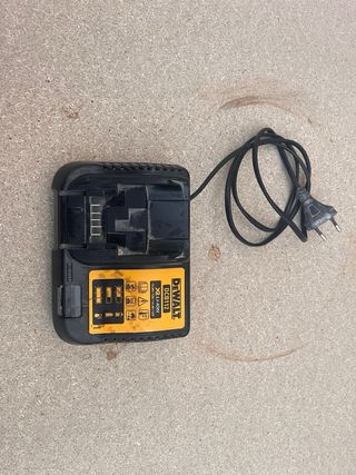Cargador DeWALT DCB112 Li-Ion