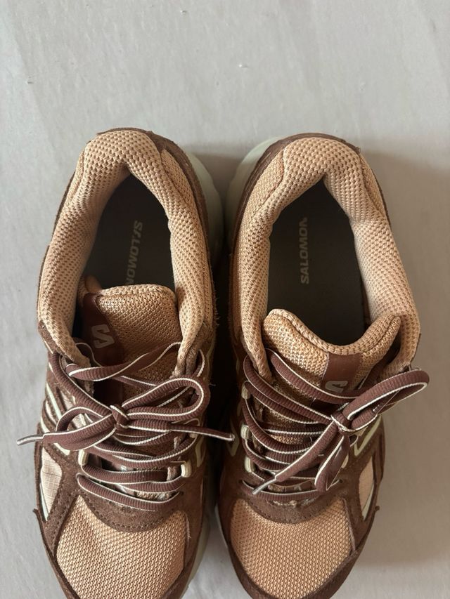 Zapatillas Salomon Deportivas Beige y Marrón