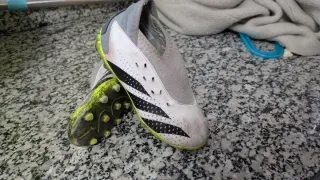 Botas de fútbol Predator Adidas talla 29