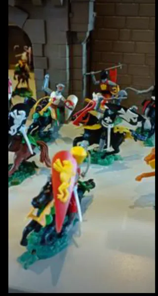 Lotto soldatini medievali vintage no Timpo