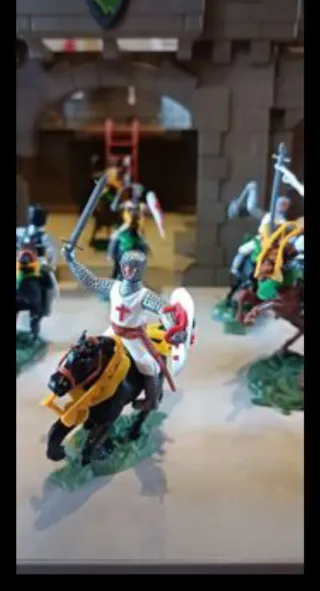 Lotto soldatini medievali vintage no Timpo