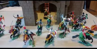 Lotto soldatini medievali vintage no Timpo