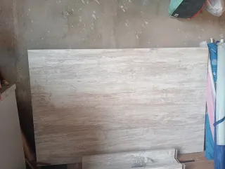 Mueble TV y mesa comedor madera