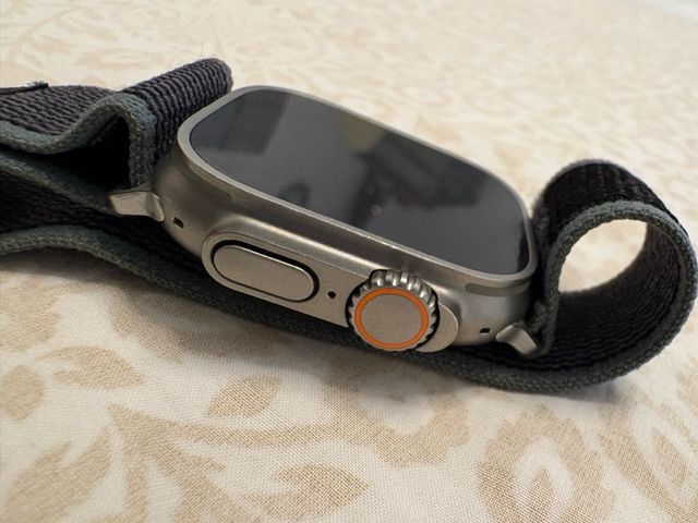 Apple Watch Ultra Gen 1 + 6 correas
