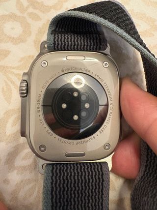 Apple Watch Ultra Gen 1 + 6 correas