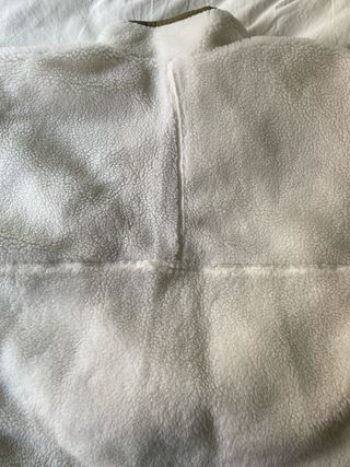 Sudadera borrego Nike blanca y verde con bolsillo