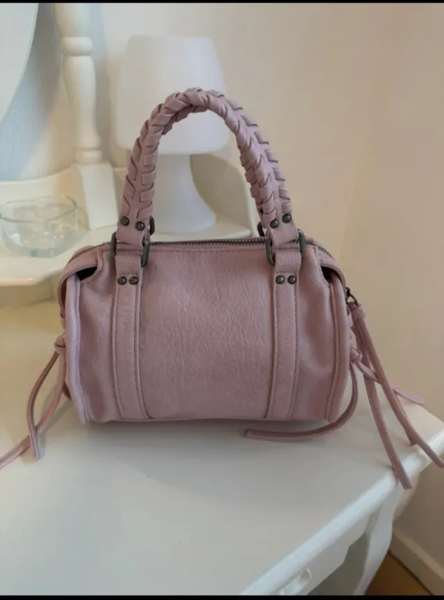 Bolso Bershka Rosa