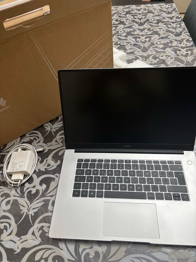 Computer portatile Huawei Matebook D15 - Argento