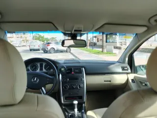 PRECIOSO MERCEDES AUTOMÁTICO