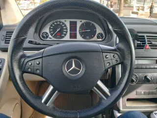 PRECIOSO MERCEDES AUTOMÁTICO