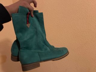 Botas verdes de ante