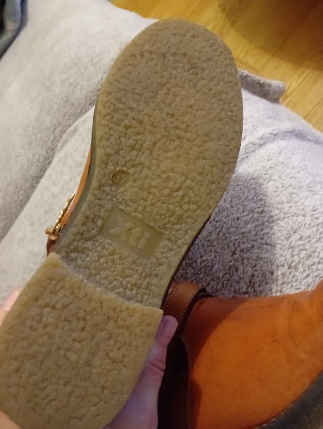 Botas de piel marrones