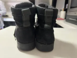 Botas de piel hombre negras